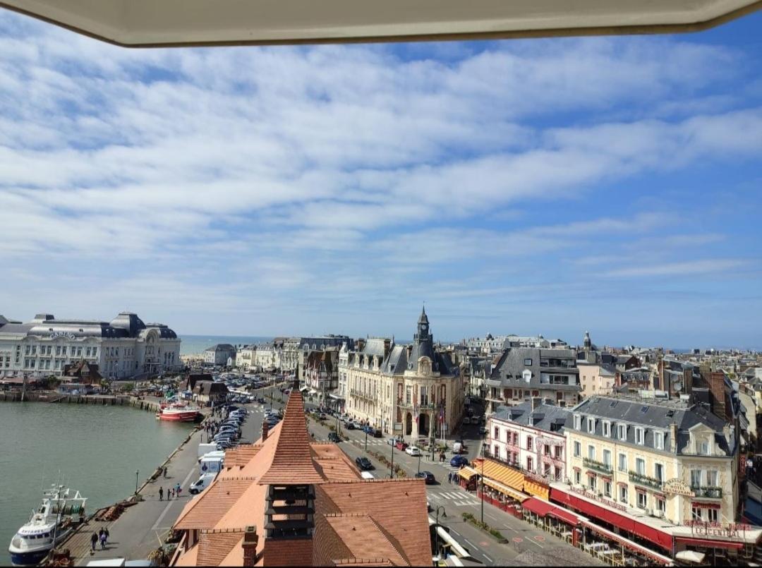 Apartamento Le grand large  Trouville-sur-Mer Exterior foto